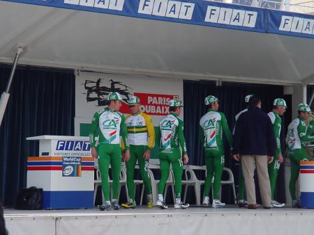 depart de paris roubaix 2003 de compi&eacute;gne